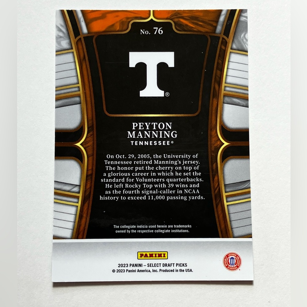 Panini Select Peyton Manning NFL Tennessee Football card - Picture 2 of 2